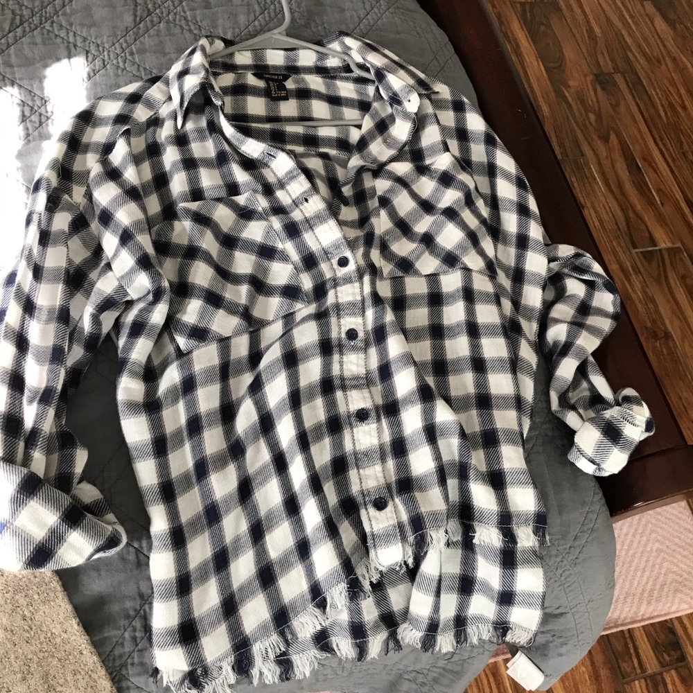Plaid top